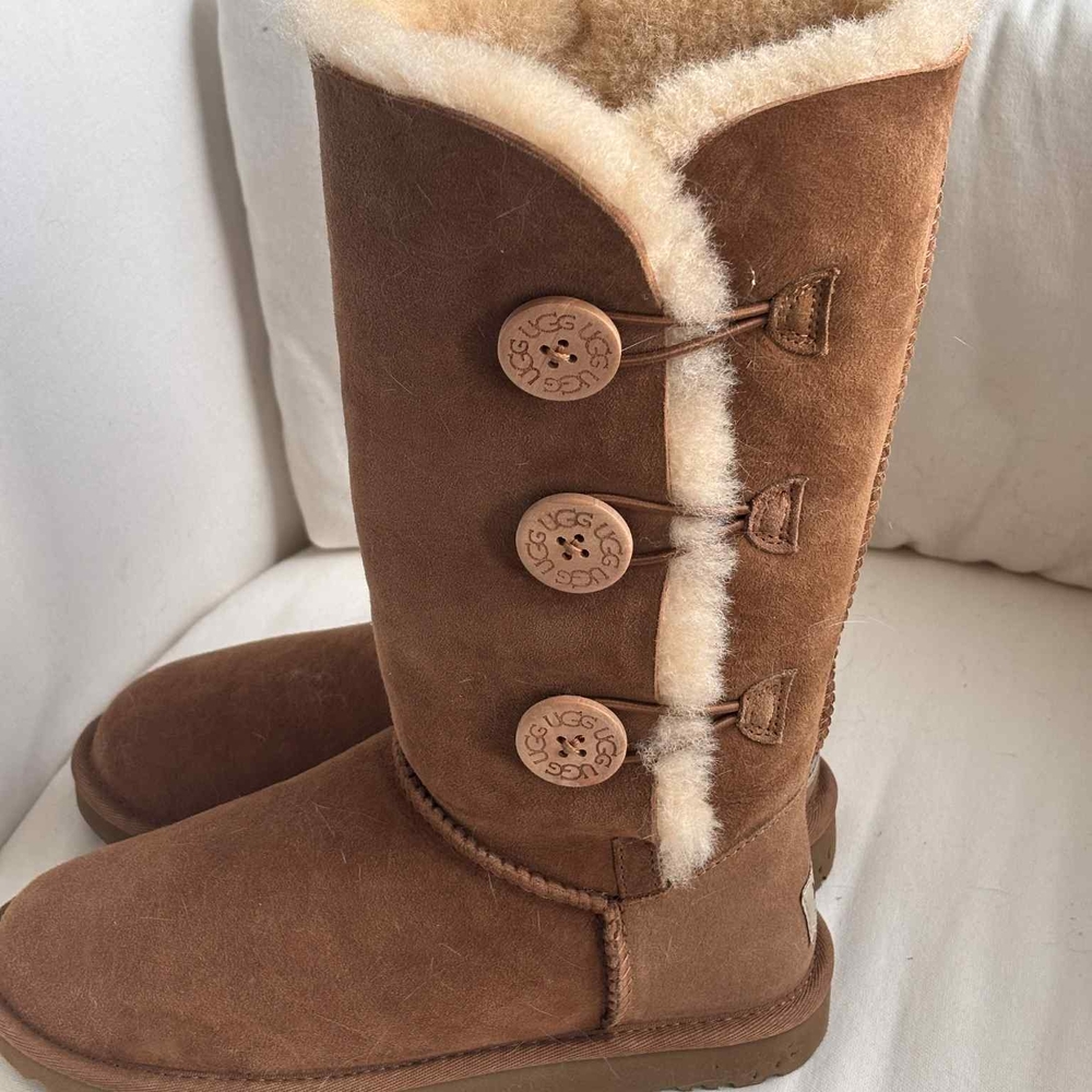 UGG Brown Winter Boots with Plush Lining